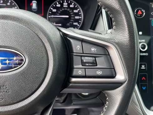 Used 2025 Subaru Outback Premium image 21