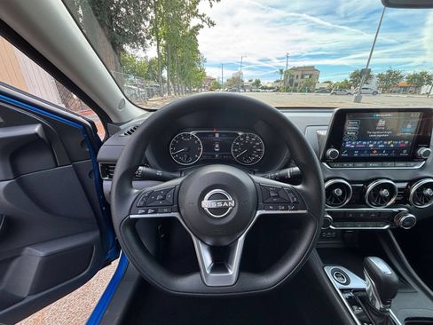 Used 2025 Nissan Sentra SV FWD image 32