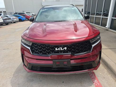 Used 2022 Kia Sorento S w/ Panoramic Sunroof Package FWD image 3
