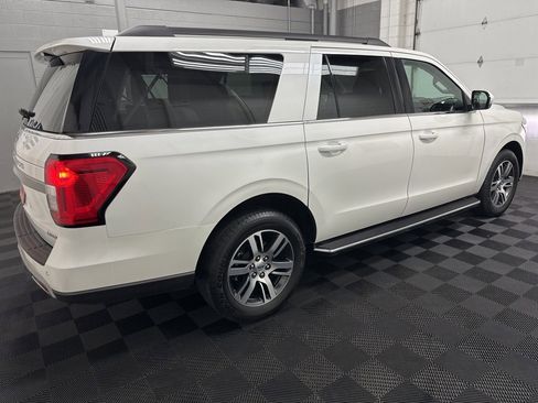 Used 2023 Ford Expedition Max XLT image 10