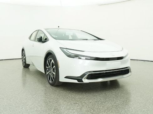 New 2026 Toyota Prius Plug-In Hybrid FWD image 43