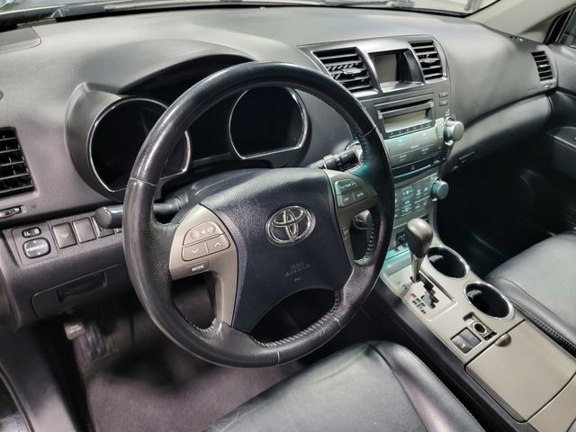 Used 2010 Toyota Highlander SE AWD/4WD image 12