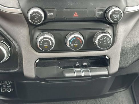 Used 2022 RAM 1500 Big Horn AWD/4WD image 17