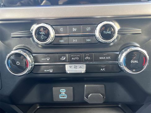 Used 2024 Ford F150 XLT image 20