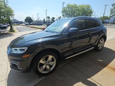 Used 2018 Audi Q5 Premium Plus w/ Premium Plus Package AWD/4WD image 1