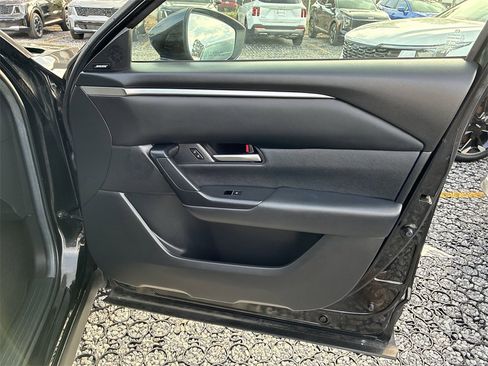 Used 2024 MAZDA CX-50 AWD 2.5 S w/ Premium Package image 35