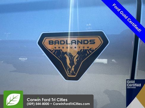 Used 2023 Ford Bronco Badlands w/ Sasquatch Package image 4