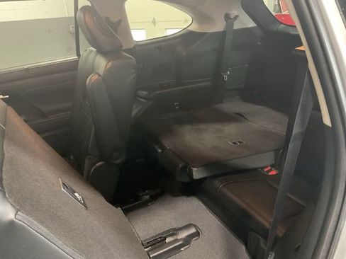 Used 2023 Toyota Highlander XLE image 20