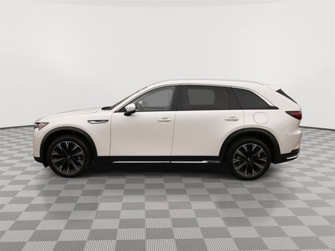 Used 2024 MAZDA CX-90 Plug-In Hybrid w/ Premium Plus image 19