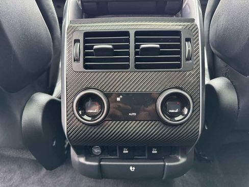 Used 2019 Land Rover Range Rover Sport SVR image 47