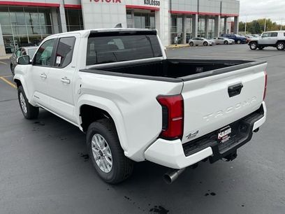 New 2025 Toyota Tacoma SR5