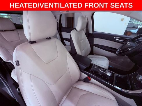 Used 2019 Ford Edge Titanium w/ Equipment Group 301A FWD image 13