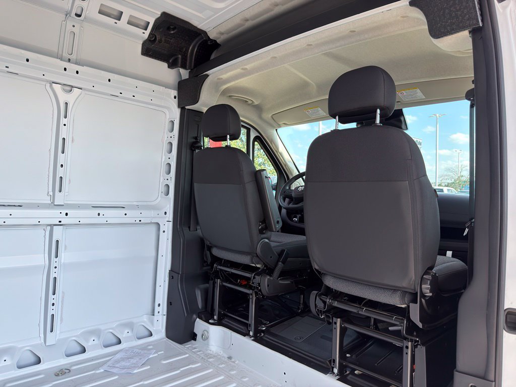 New 2026 RAM ProMaster 3500 w/ Convenience Group FWD image 34