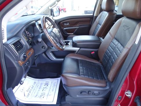 Used 2017 Nissan Titan Platinum Reserve image 2