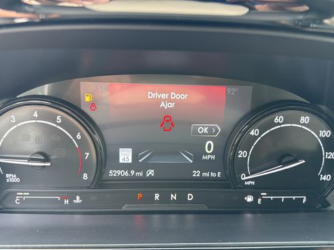 Used 2020 Lincoln Corsair AWD w/ Premium Package image 21