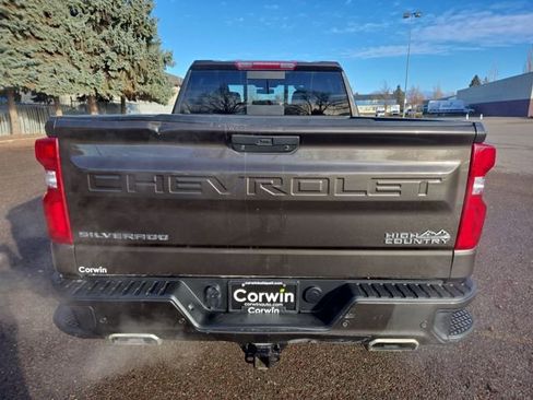 Used 2021 Chevrolet Silverado 1500 High Country image 11