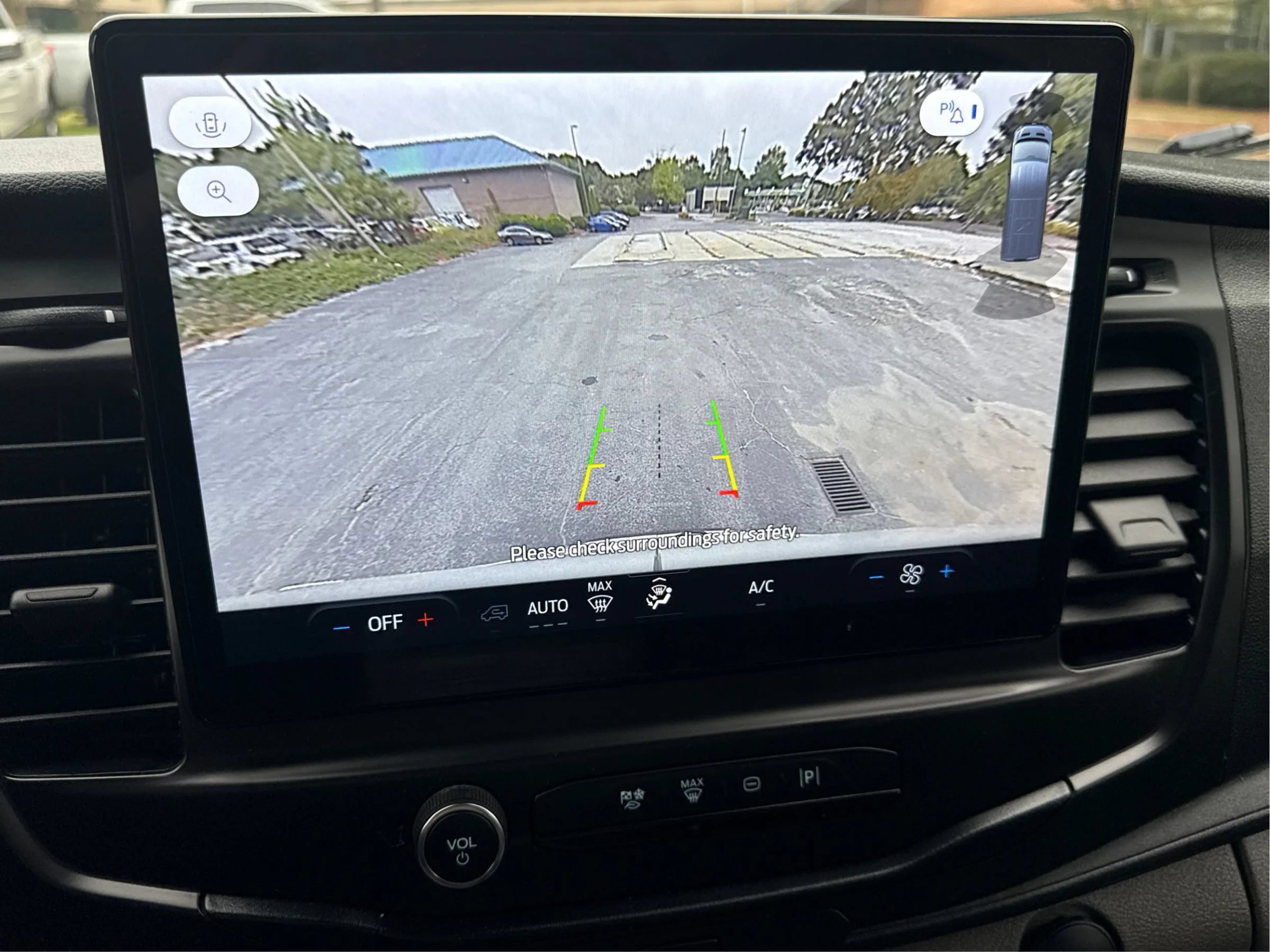 Used 2026 Ford Transit 250 148 High Roof Extended RWD image 13