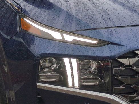 Used 2023 Hyundai Santa Fe Calligraphy image 10