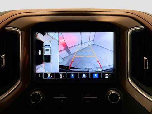 Certified 2021 Chevrolet Silverado 1500 High Country w/ Technology Package image 14