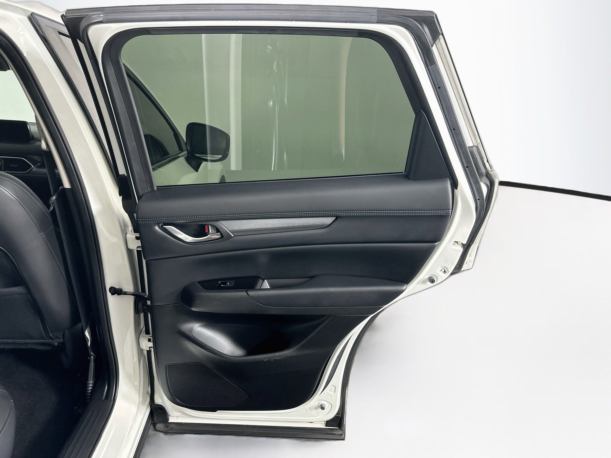 Used 2020 MAZDA CX-5 Touring FWD image 33