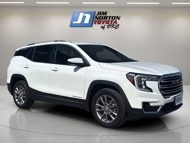 Used 2022 GMC Terrain SLT AWD/4WD image 3