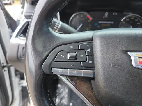 Used 2021 Cadillac XT6 Premium Luxury FWD image 35
