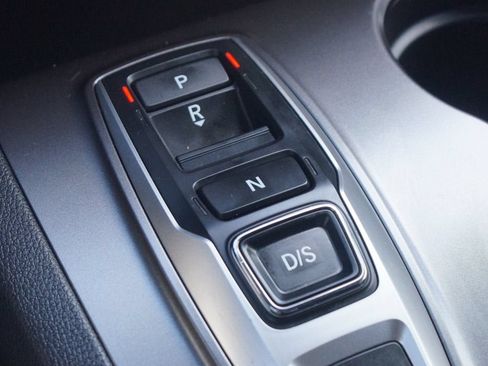 Used 2019 Honda Passport Sport image 11