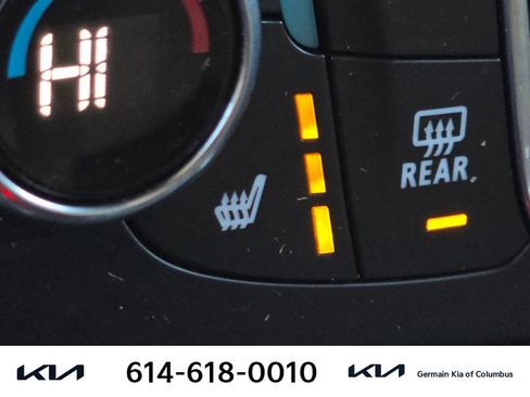 Used 2022 Chevrolet Traverse LT image 32