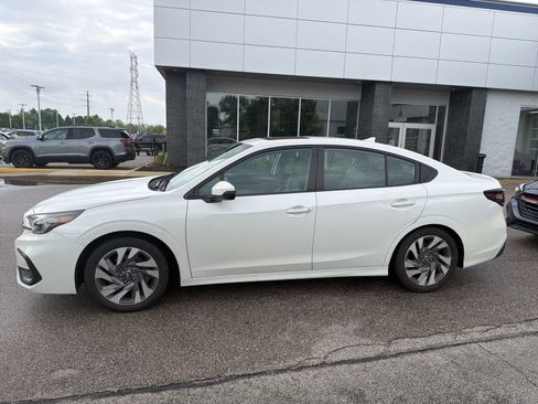 Used 2025 Subaru Legacy Limited AWD/4WD image 19