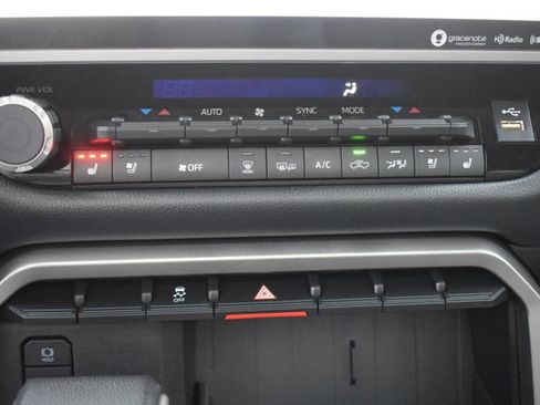 Used 2022 Toyota Tundra Limited image 25