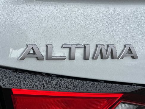 New 2025 Nissan Altima 2.5 SL image 33