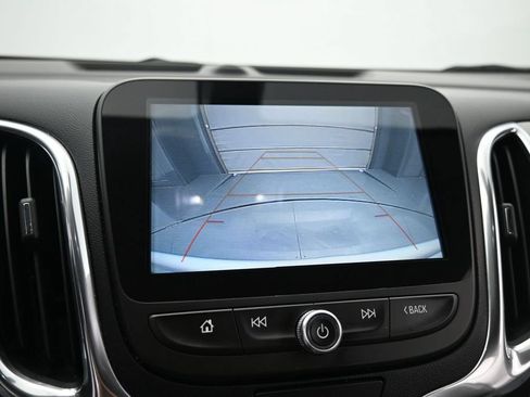 Used 2018 Chevrolet Equinox LT w/ Sun & Infotainment Package FWD image 18
