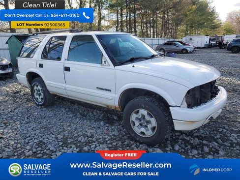 Used 2002 Chevrolet Blazer LS w/ Preferred Equipment Group image 5