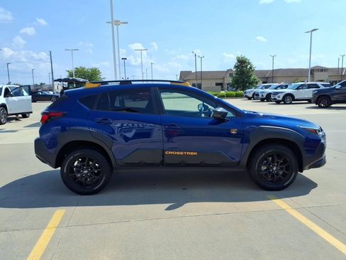 Used 2025 Subaru Crosstrek 2.5i Wilderness AWD/4WD image 7