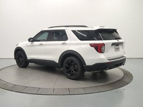 Used 2024 Ford Explorer ST-Line w/ Class IV Trailer Tow Package AWD/4WD image 6