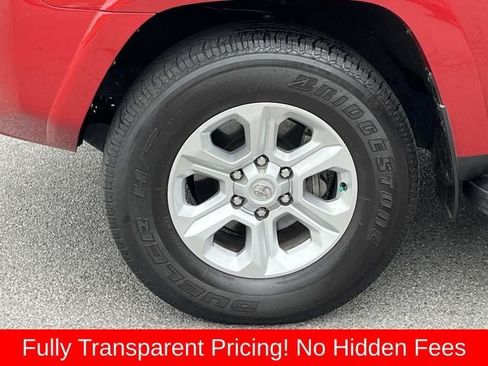 Used 2023 Toyota 4Runner SR5 Premium w/ Moonroof Package AWD/4WD image 11