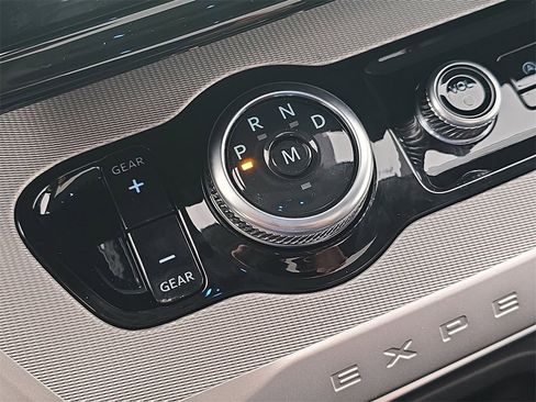 New 2025 Ford Expedition Max Active image 21