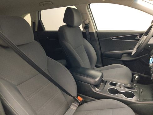 Used 2017 Kia Sorento L FWD image 21