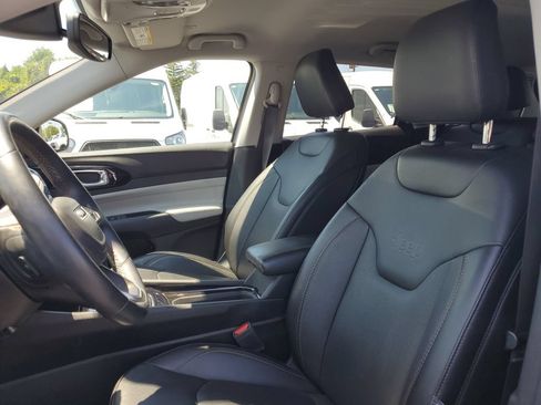 Used 2022 Jeep Compass Limited AWD/4WD image 8