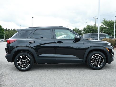 Used 2024 Chevrolet TrailBlazer LT FWD image 4