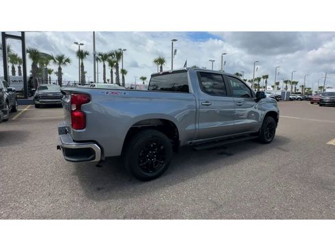 Used 2023 Chevrolet Silverado 1500 LT AWD/4WD image 2
