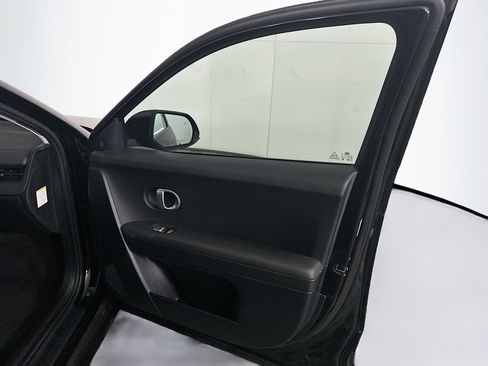 Used 2024 Hyundai Ioniq 5 SEL image 31