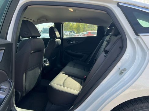 Used 2023 Chevrolet Malibu LT w/ Driver Confidence Package image 17