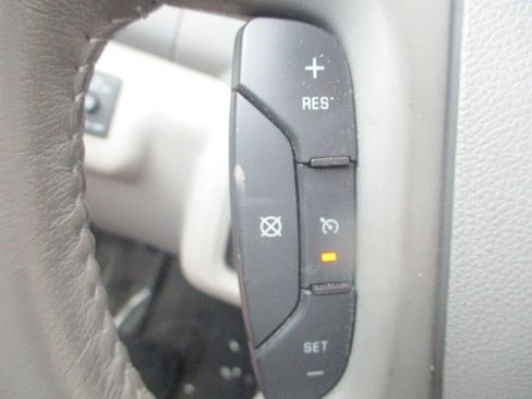 Used 2017 Buick Enclave Convenience FWD image 36