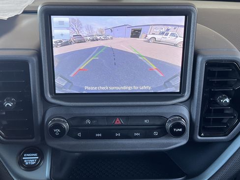 Used 2023 Ford Bronco Sport Badlands image 27