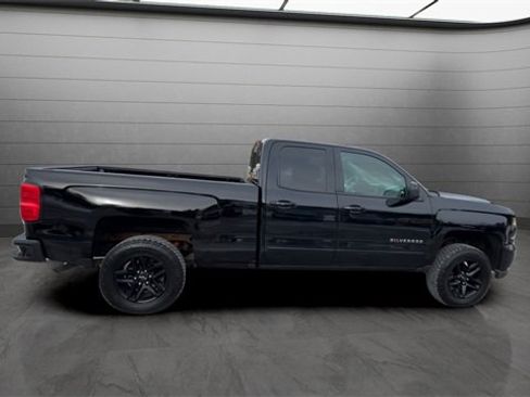 Used 2017 Chevrolet Silverado 1500 LT w/ All Star Edition image 14