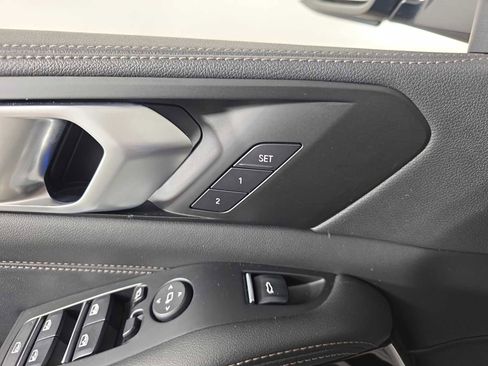 Used 2023 BMW X5 xDrive45e image 22