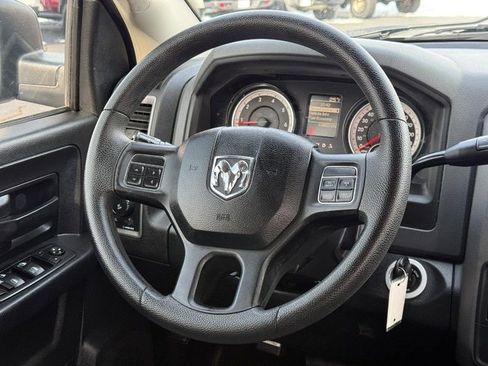 Used 2015 RAM 1500 Express image 12
