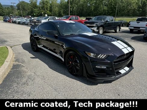 Used 2022 Ford Mustang Shelby GT500 w/ Technology Package image 9