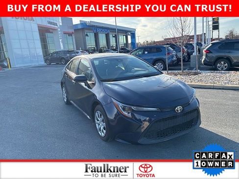 Used 2022 Toyota Corolla LE image 1